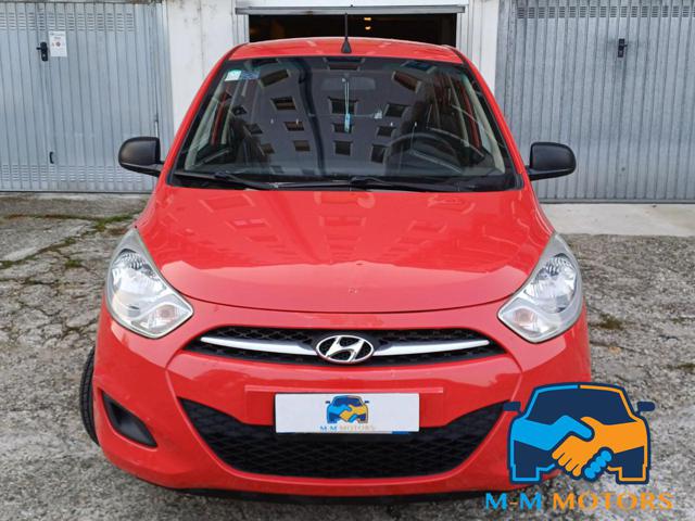 HYUNDAI i10 usata, con Airbag