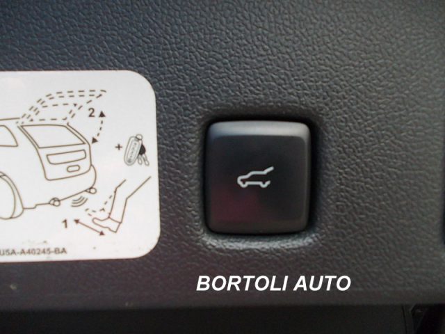 FORD Kuga usata, con USB