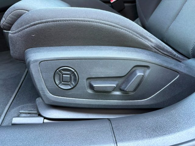 AUDI A6 usata, con Park Distance Control