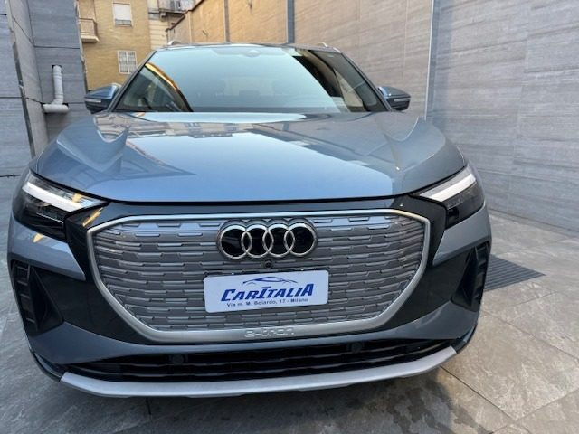 AUDI Q4 e-tron usata, con Airbag laterali