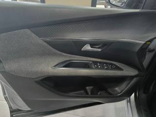 PEUGEOT 3008 usata, con Servosterzo