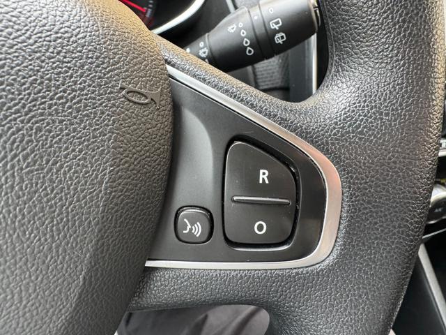RENAULT Clio usata, con Specchietti laterali elettrici