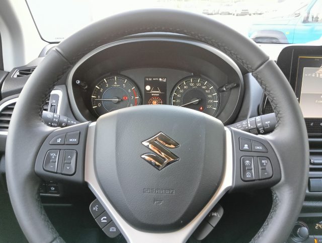 SUZUKI S-Cross usata, con Autoradio