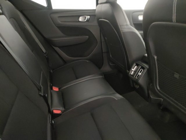 VOLVO XC40 usata, con Controllo automatico clima