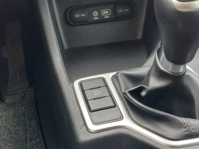 KIA Sportage usata, con Autoradio digitale