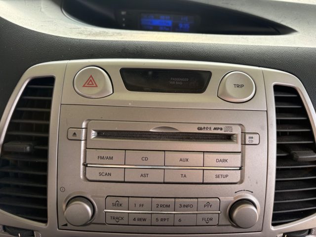 HYUNDAI i20 usata, con Vetri oscurati