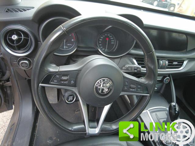 ALFA ROMEO Stelvio usata, con Fari Xenon