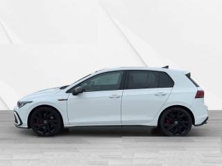 VOLKSWAGEN Golf usata, con Autoradio