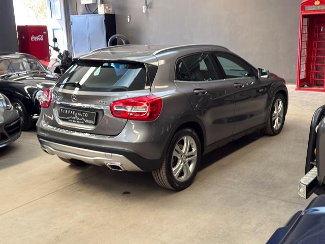 MERCEDES-BENZ GLA 200 usata, con Alzacristalli elettrici