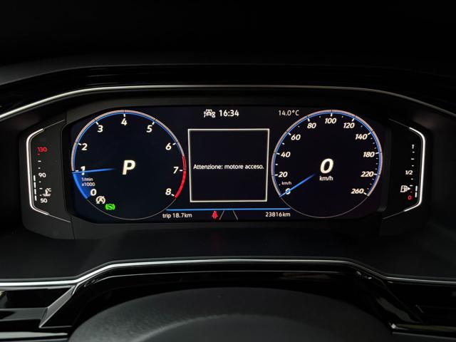 VOLKSWAGEN Taigo usata, con Luci diurne LED