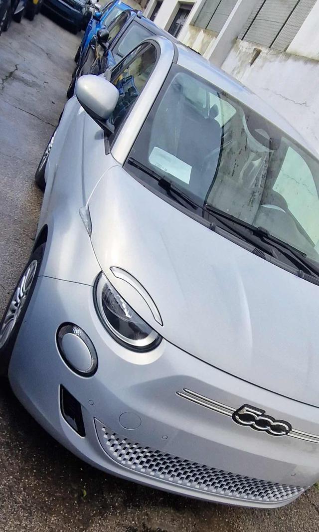 FIAT 500e usata, con Cerchi in lega