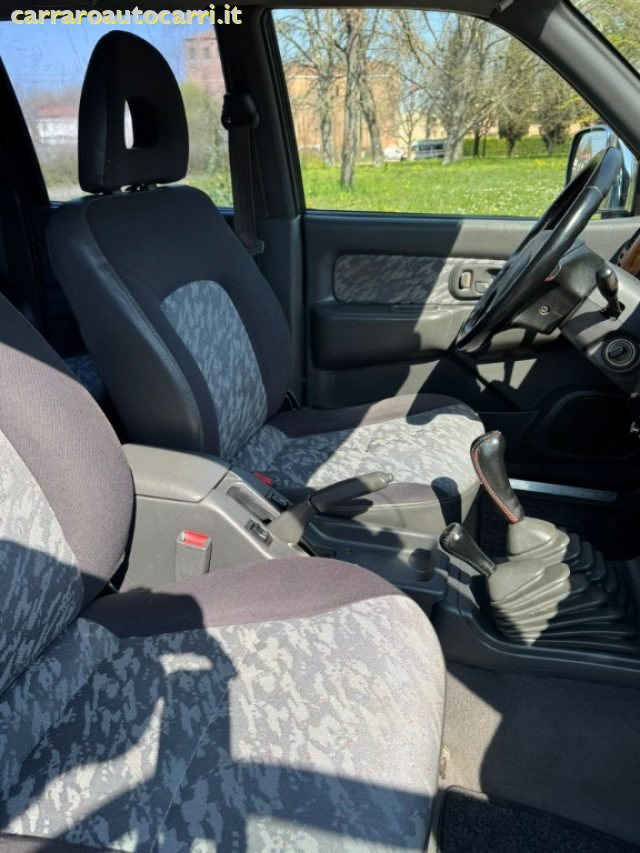 MITSUBISHI L200 usata 32