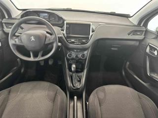 PEUGEOT 208 usata, con Autoradio