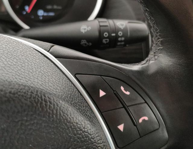 ALFA ROMEO Giulietta usata, con Volante in pelle