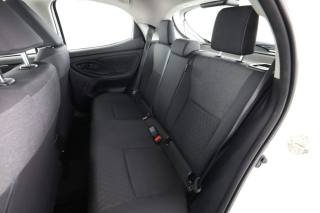 TOYOTA Yaris usata 3