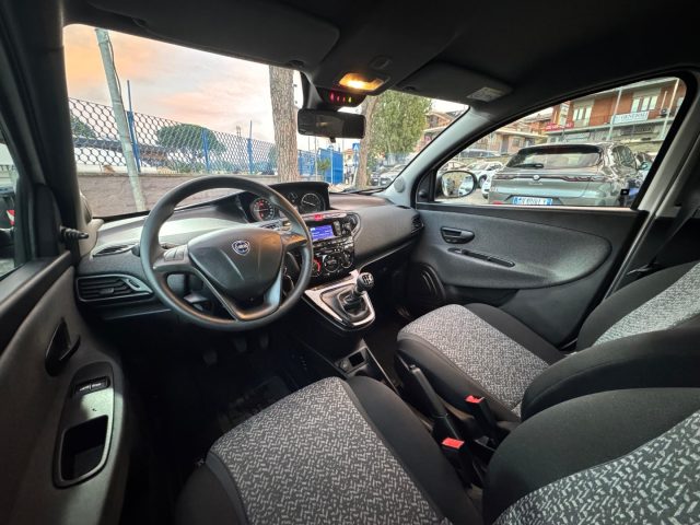 LANCIA Ypsilon usata, con Servosterzo