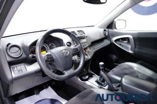 TOYOTA RAV 4 MY23 usata, con Alzacristalli elettrici