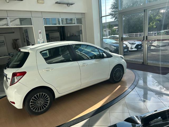 TOYOTA Yaris usata, con Alzacristalli elettrici