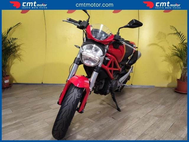 DUCATI Monster 696 usata 1