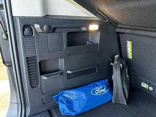 FORD Tourneo Courier usata, con Marmitta catalitica