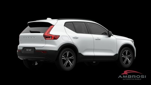 VOLVO XC40 usata 4