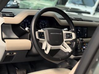 LAND ROVER Defender usata, con Boardcomputer