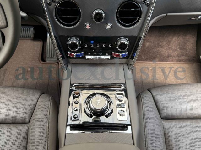 ROLLS-ROYCE Cullinan usata, con Sensore di luce