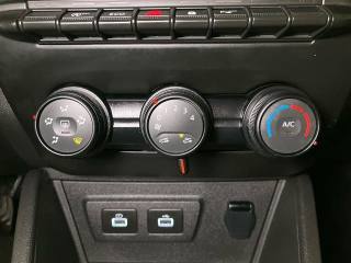 DACIA Duster usata 18