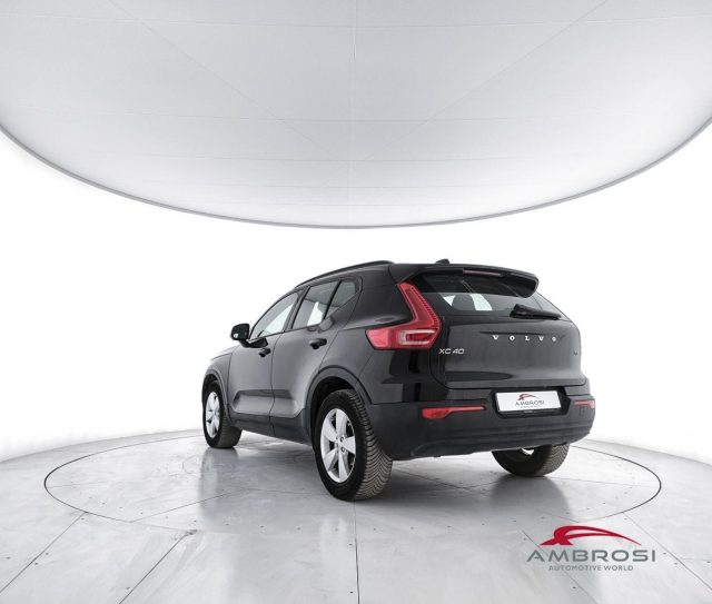 VOLVO XC40 usata 3