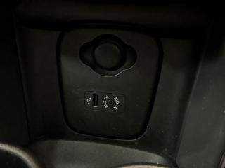 MINI One usata, con USB