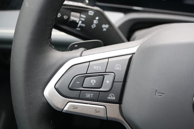 VOLKSWAGEN Passat Variant usata, con Controllo elettronico della corsia