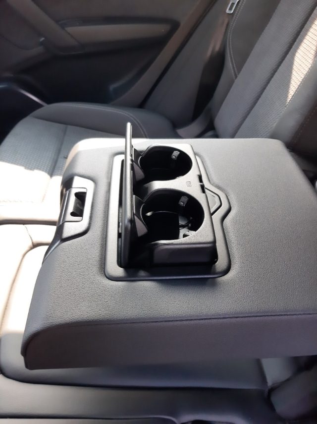 AUDI Q5 usata, con Sensori di parcheggio posteriori
