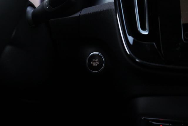 VOLVO XC40 usata, con Sensori di parcheggio posteriori