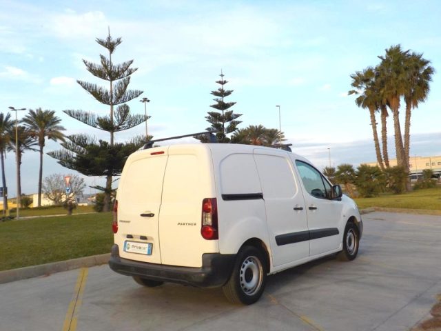 PEUGEOT Partner usata, con Autoradio