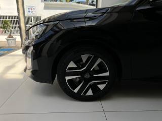 PEUGEOT 208 usata, con Volante in pelle