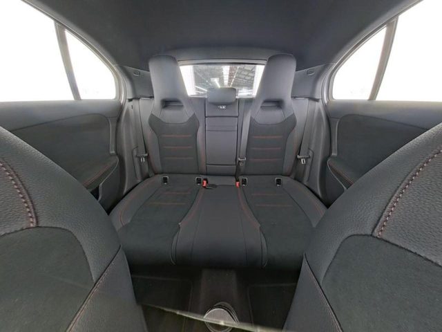 MERCEDES-BENZ A 180 usata, con Climatizzatore