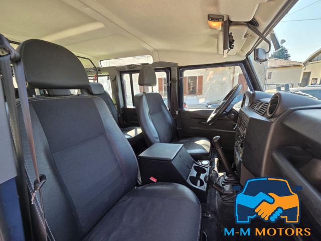 LAND ROVER Defender usata, con Fari LED