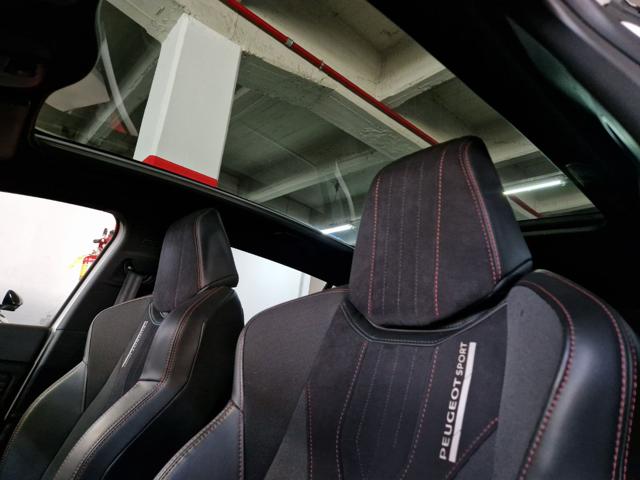 PEUGEOT 308 usata, con Sedile posteriore sdoppiato