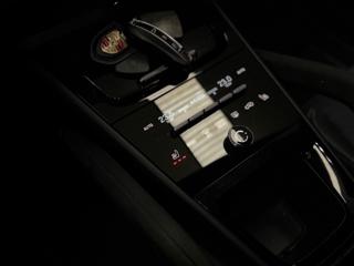 PORSCHE Cayenne usata, con Park Distance Control