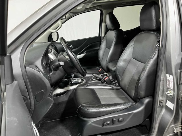 NISSAN Navara usata, con Cruise Control