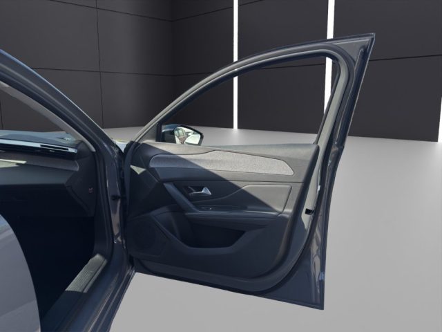 PEUGEOT 308 usata, con USB