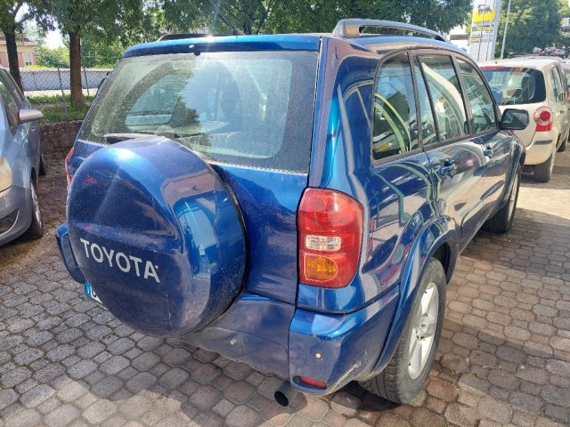 TOYOTA RAV 4 MY23 usata, con Airbag laterali
