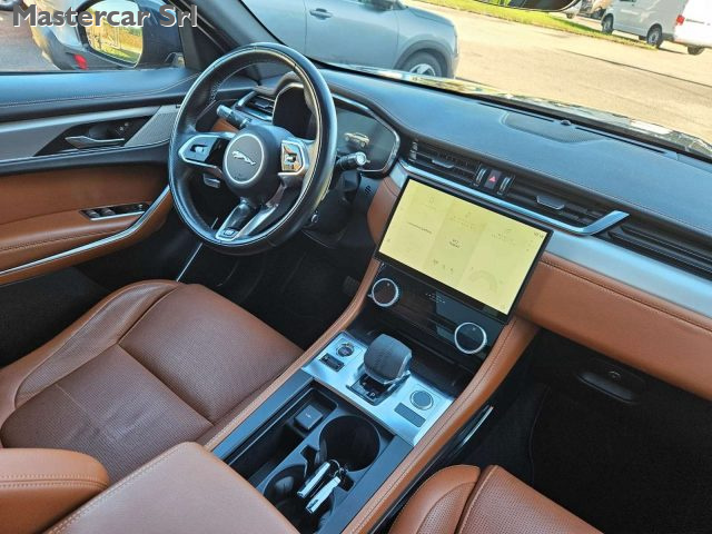 JAGUAR F-Pace usata, con USB