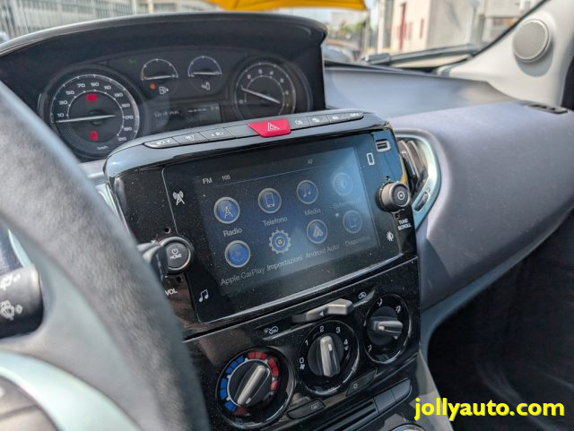 LANCIA Ypsilon usata, con Touch screen