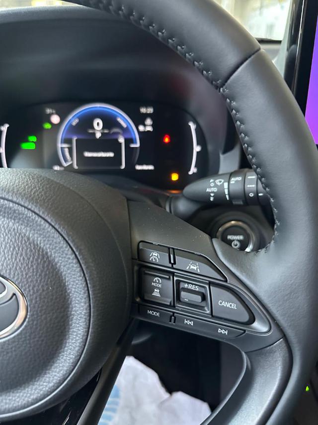 TOYOTA Yaris Cross usata, con Fendinebbia