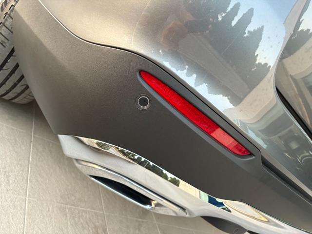 MERCEDES-BENZ GLC 300 usata, con Climatizzatore automatico, 2 zone