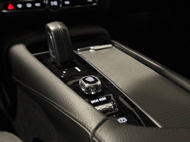 VOLVO V90 Cross Country usata, con Cruise Control