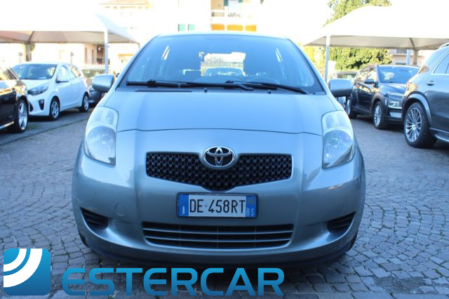 TOYOTA Yaris usata, con Alzacristalli elettrici