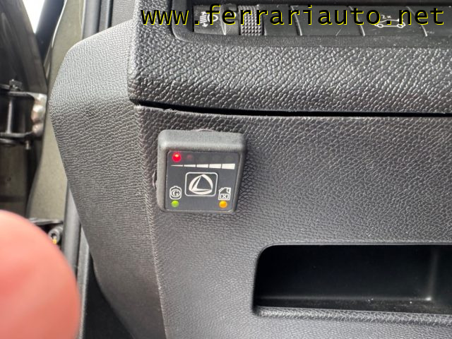 PEUGEOT 3008 usata, con Fendinebbia