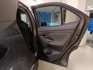 TOYOTA Yaris Cross usata, con Limitatore di velocità